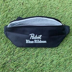 PABST BLUE RIBBON BLACK COOLER WAIST BELT BAG ( FANNY PACK)  #FML130044